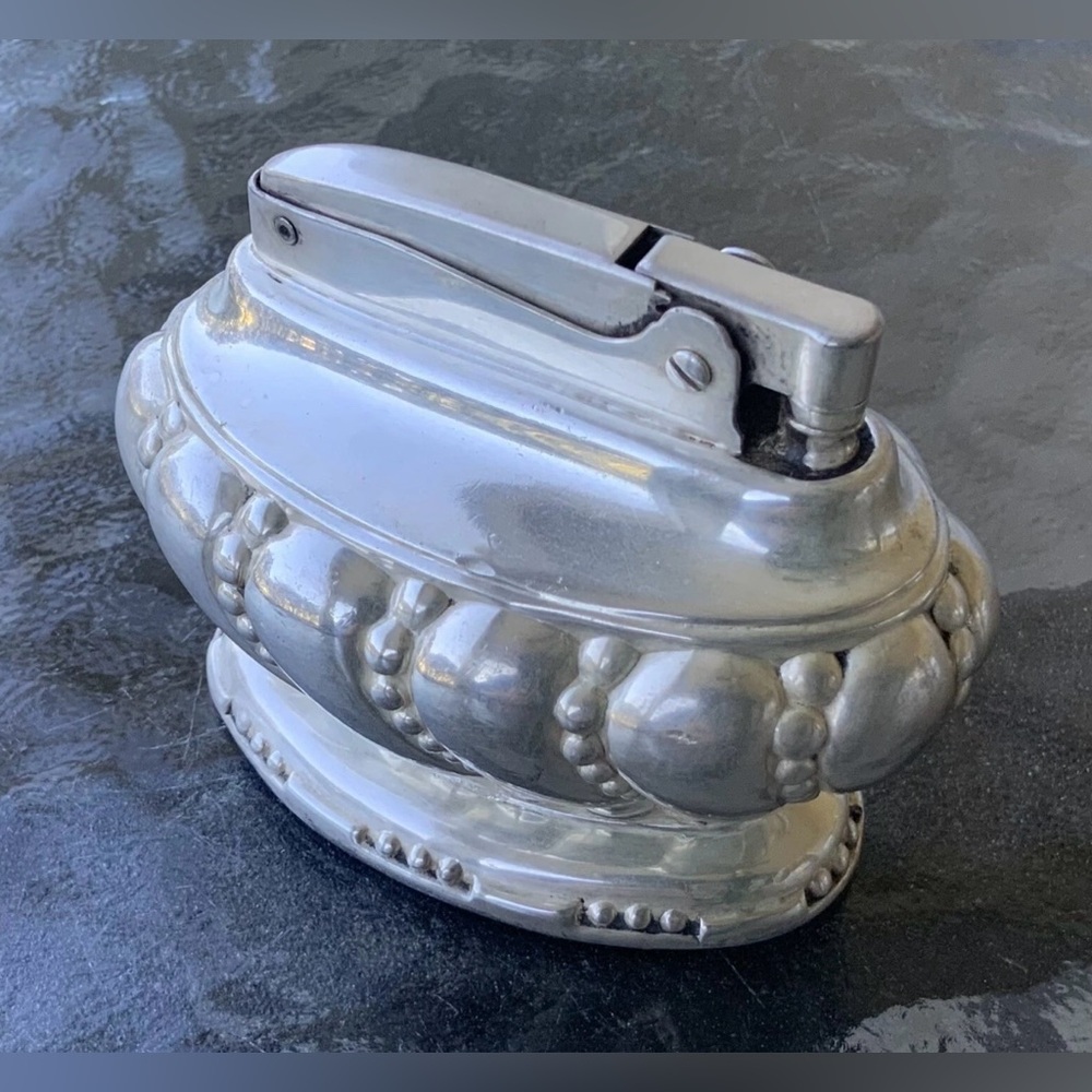1950s Vintage Ronson Crown Table Lighter/100% SAFE TO SHIP! FOR AGES 18+ONLY!